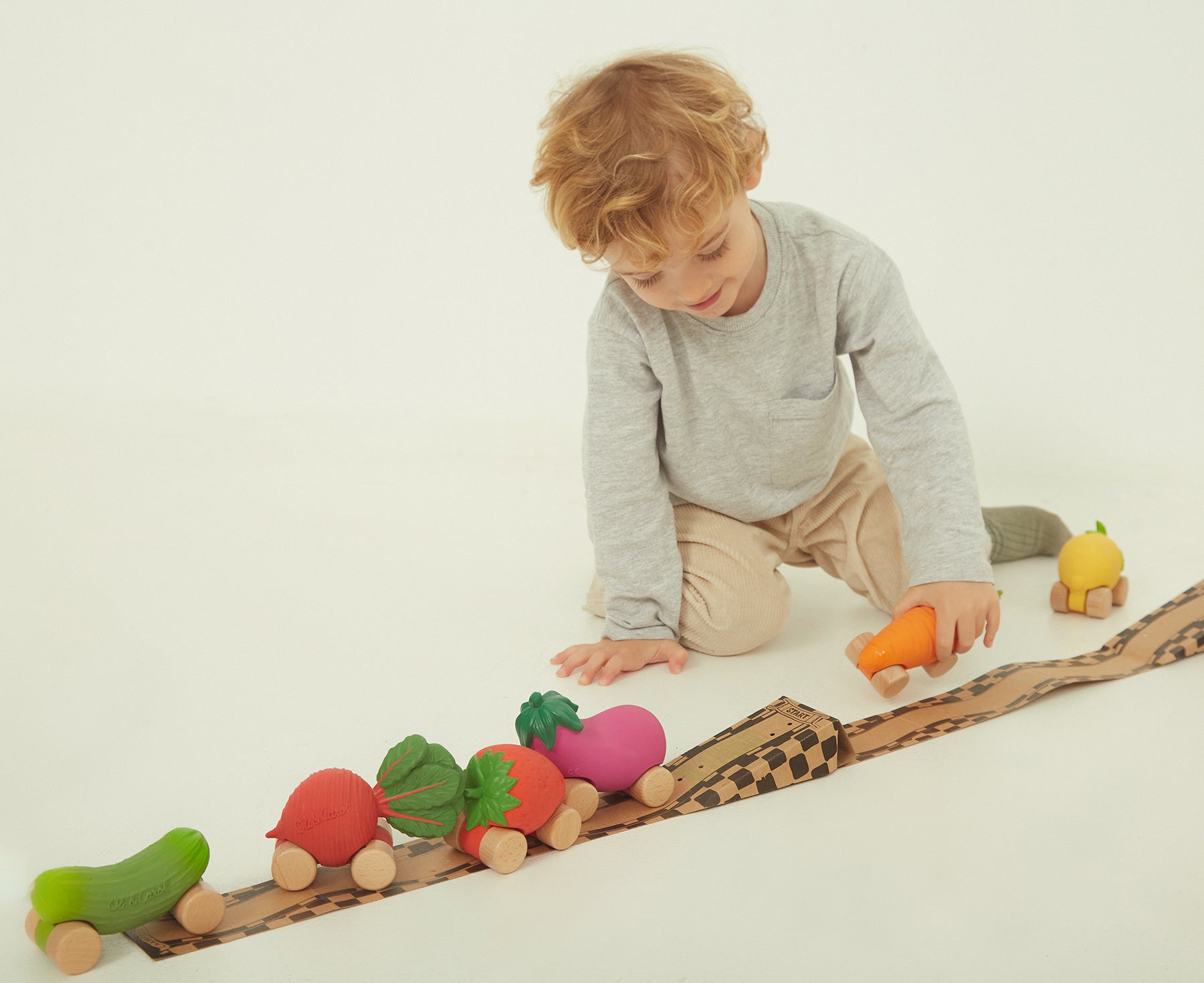 Car Toy - Cucumber - by Oli & Carol