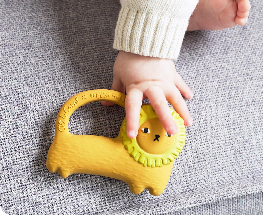 Richie the Lion Chewable Toy by Donna Wilson X Oli & Carol