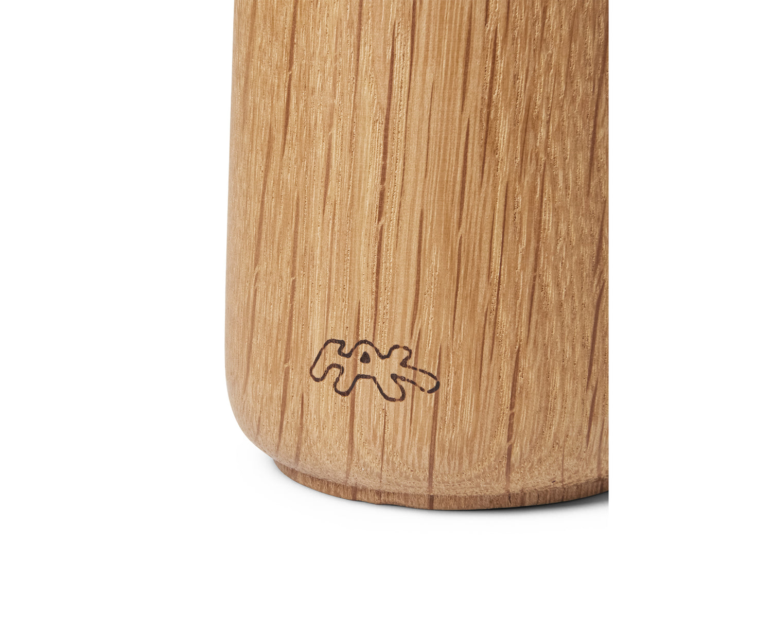 Hammershoi Pepper Grinder by Kahler oak detail