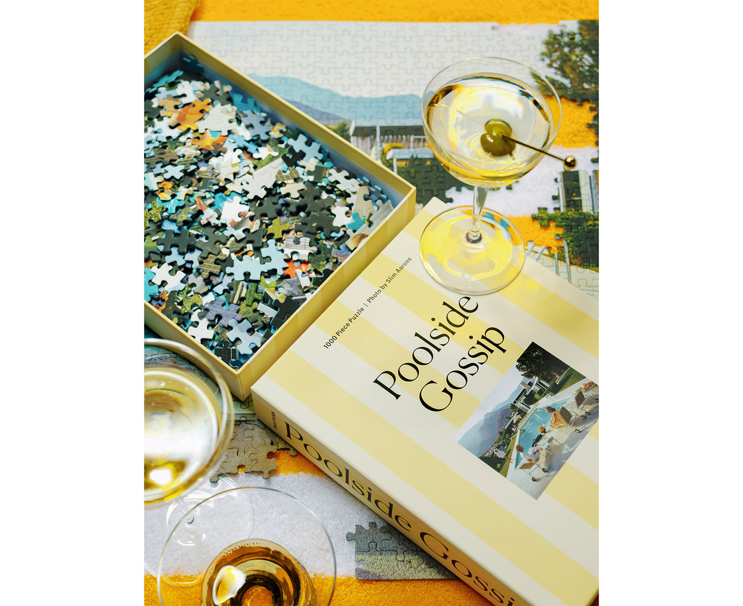 1000-Piece Puzzle - Poolside Gossip - by Piecework