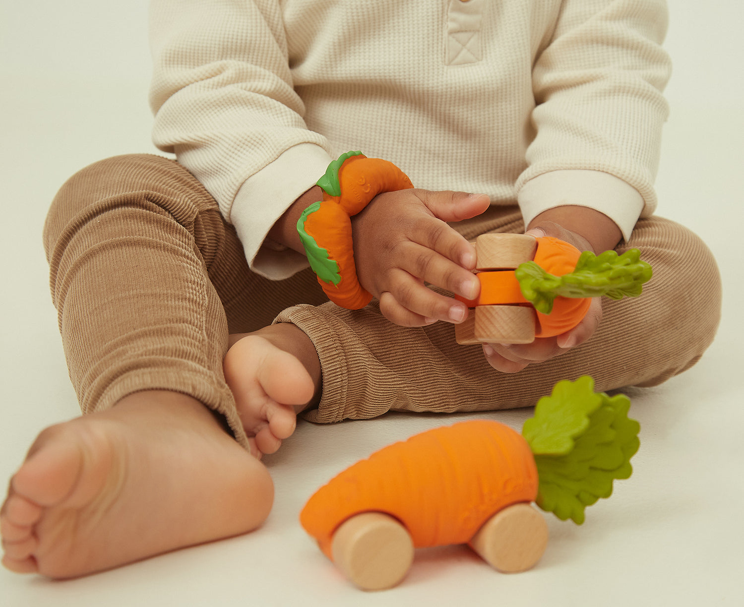 Car Toy - Carrot - by Oli &amp; Carol