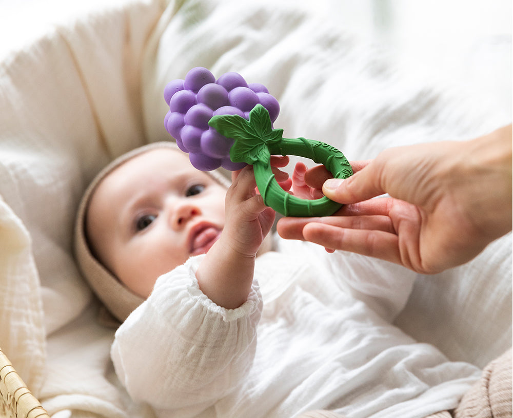 Grapes Chewable Rattle by Oli &amp; Carol
