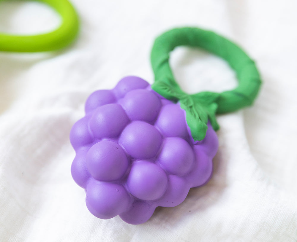 Grapes Chewable Rattle by Oli &amp; Carol