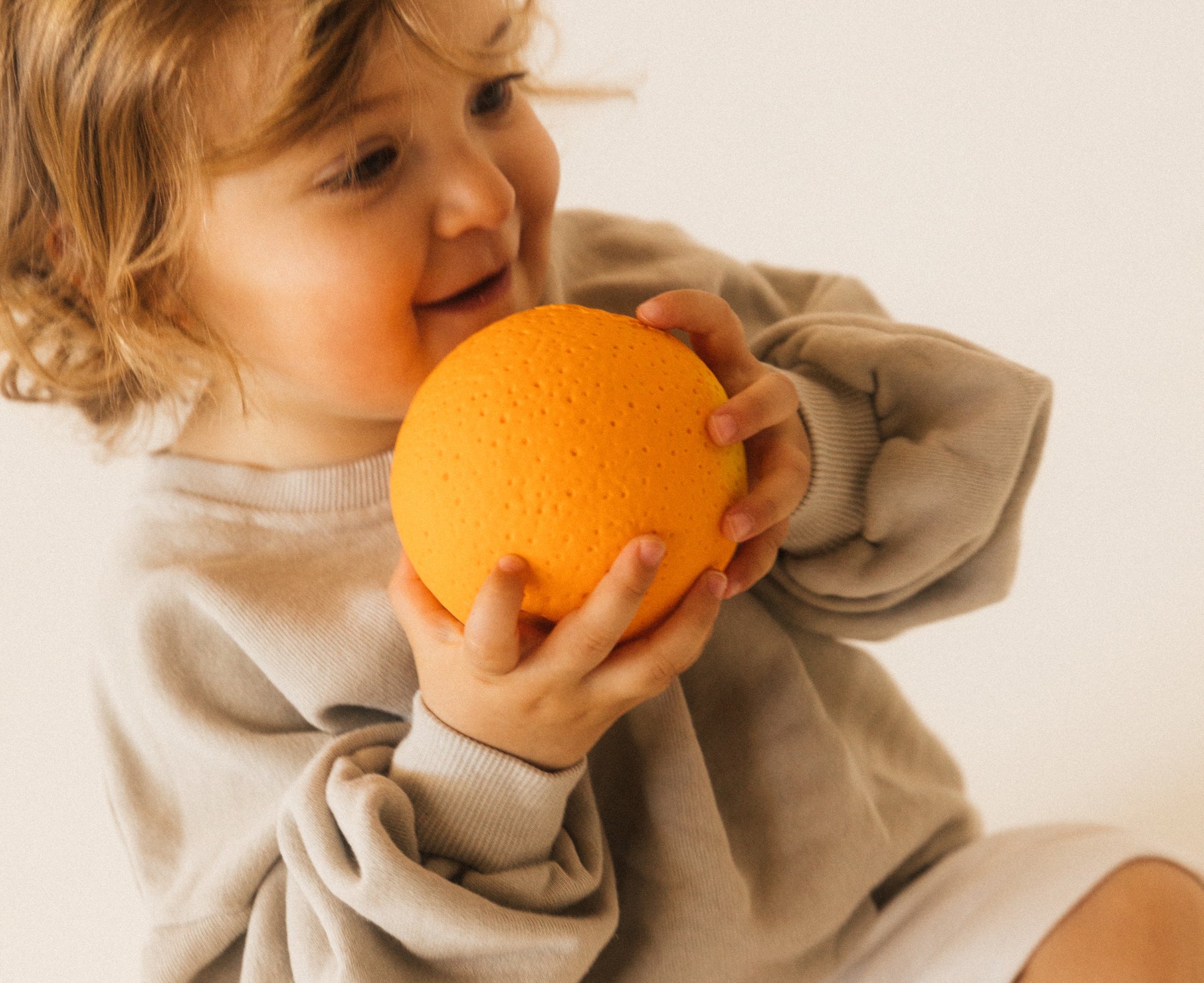 Baby Ball - Orange - by Oli &amp; Carol